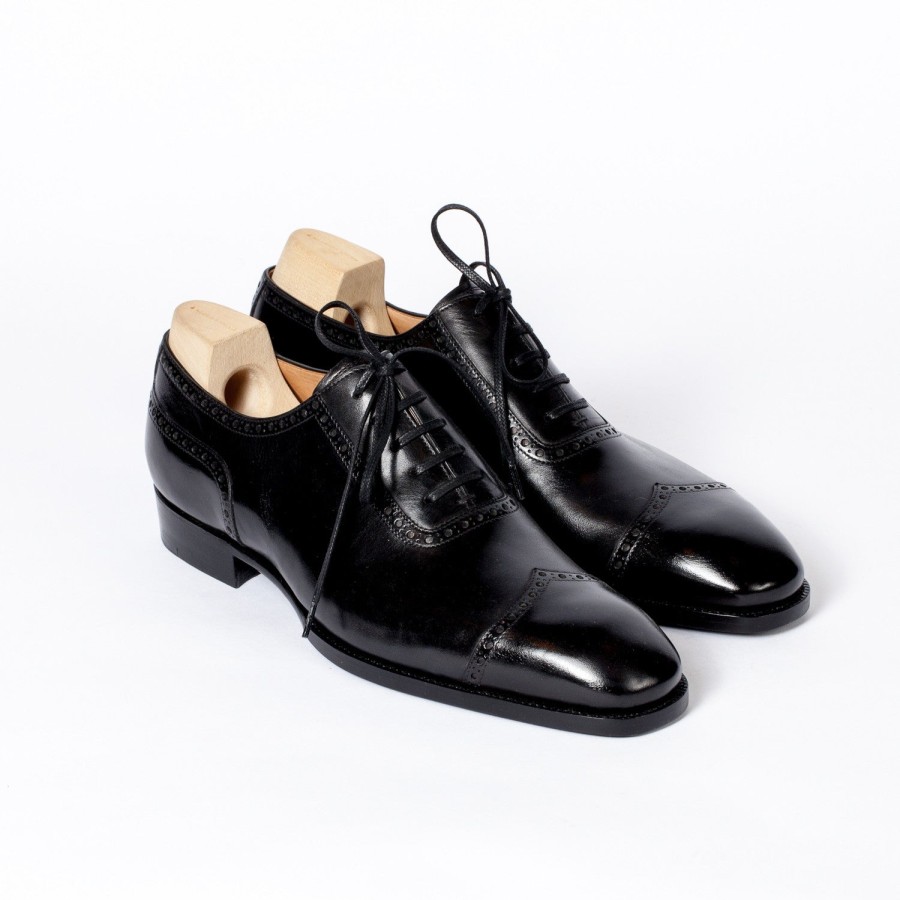 Mto | Saint Crispin's Black "V-Cap" Oxfors Made Of Hand-Colored Calfskin