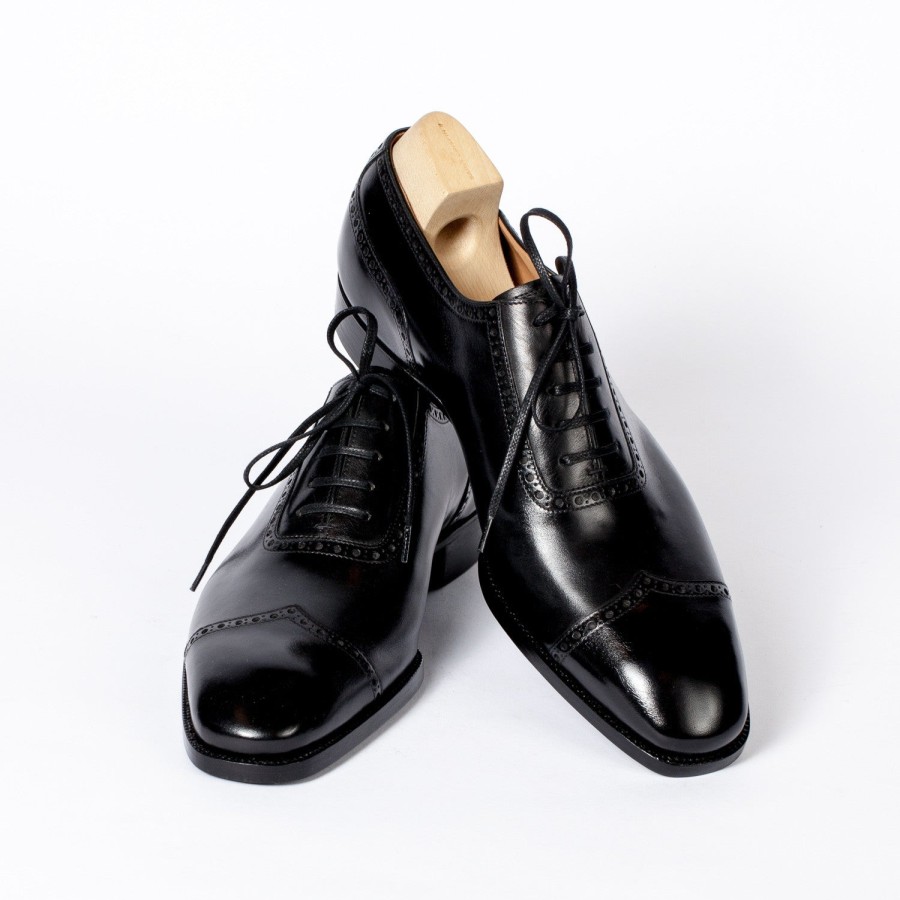 Mto | Saint Crispin's Black "V-Cap" Oxfors Made Of Hand-Colored Calfskin