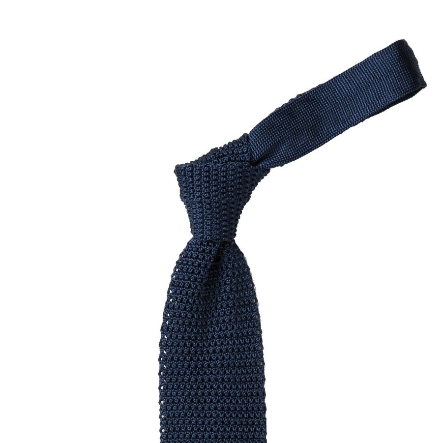 Ties | Petronius Exclusively For Michael Jondral: Petronius Knit Tie "Unita" Made Of Pu