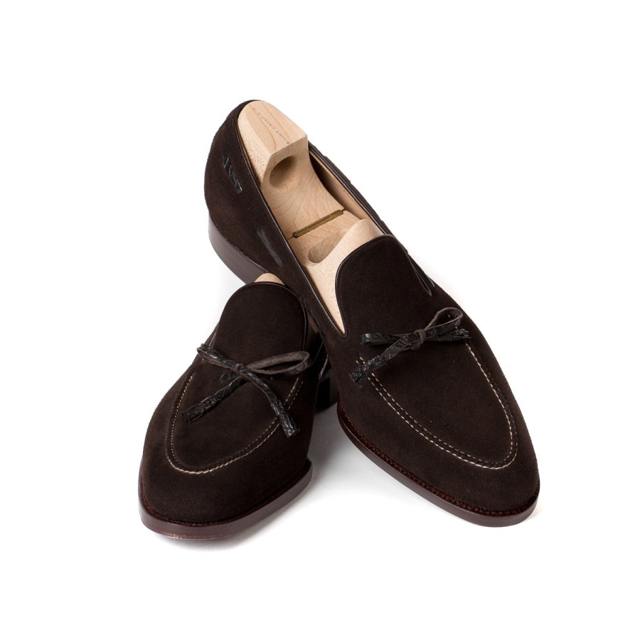 Mto | Saint Crispin's Loop Loafer "Croc-Tassel" Made Of Brown Suede "Hunting" - Purely Handc