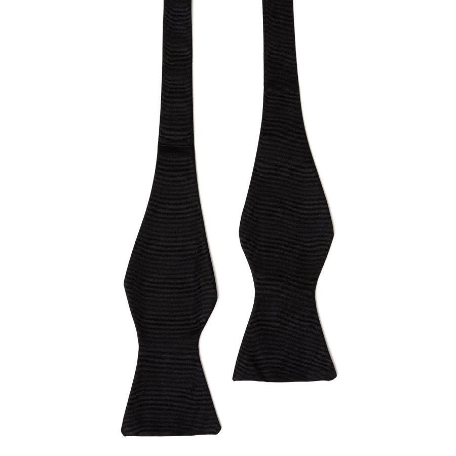 Ties | Petronius Black Bow Tie "Black Butterfly Bow Tie" Made Of Pure Grosgrain Silk