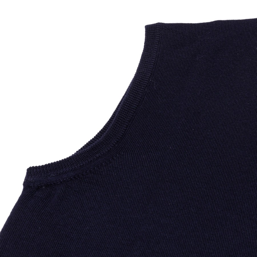 Knitwear | Brigatelli dal 1922 Brigatelli Dal 1922 Per Michael Jondral: Vest In The Finest Merino Woo